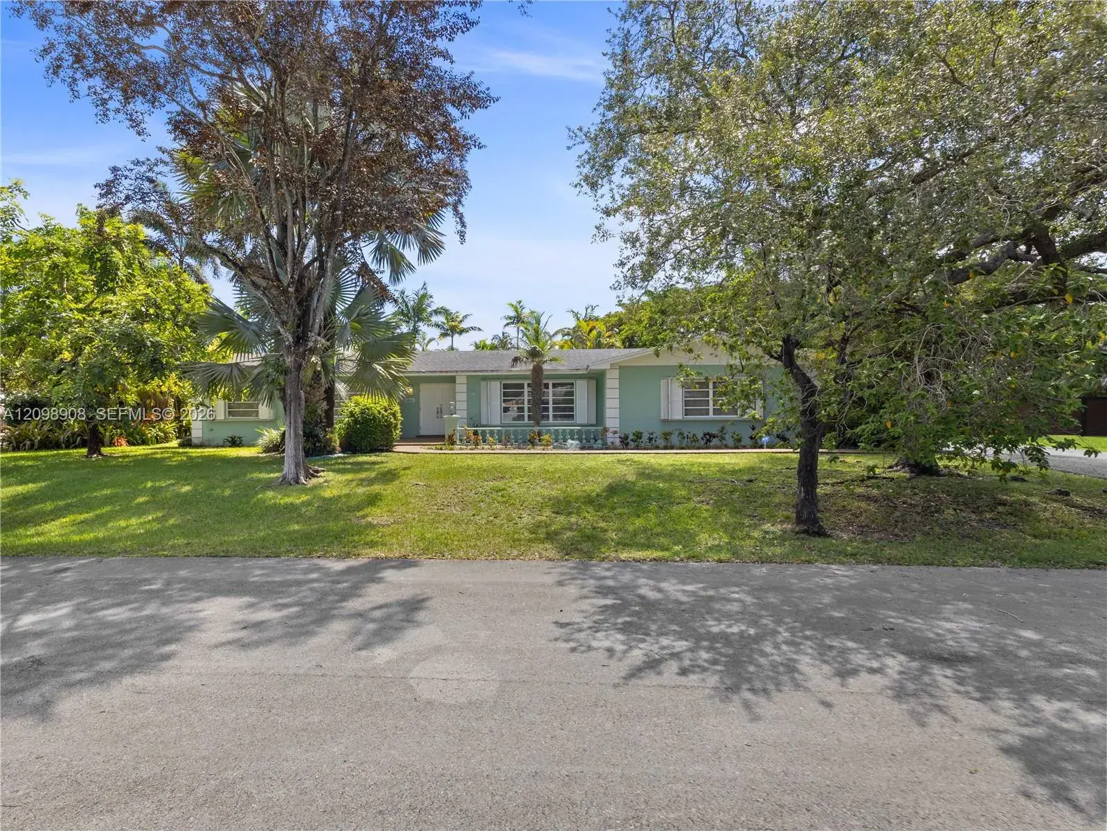 10100 SW 133rd St, Miami FL 33176