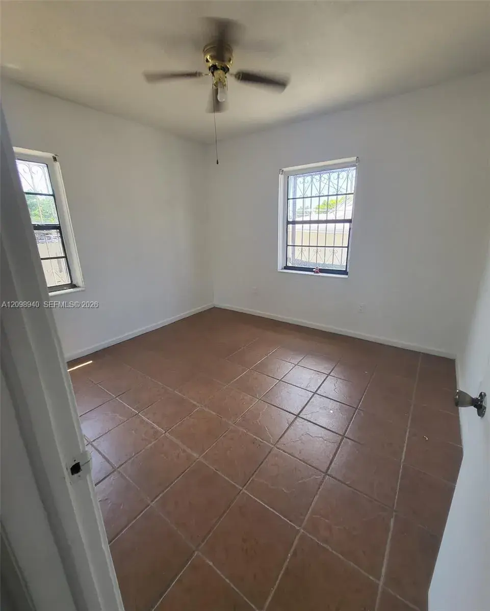 6700 SW 30th St, Miami FL 33155