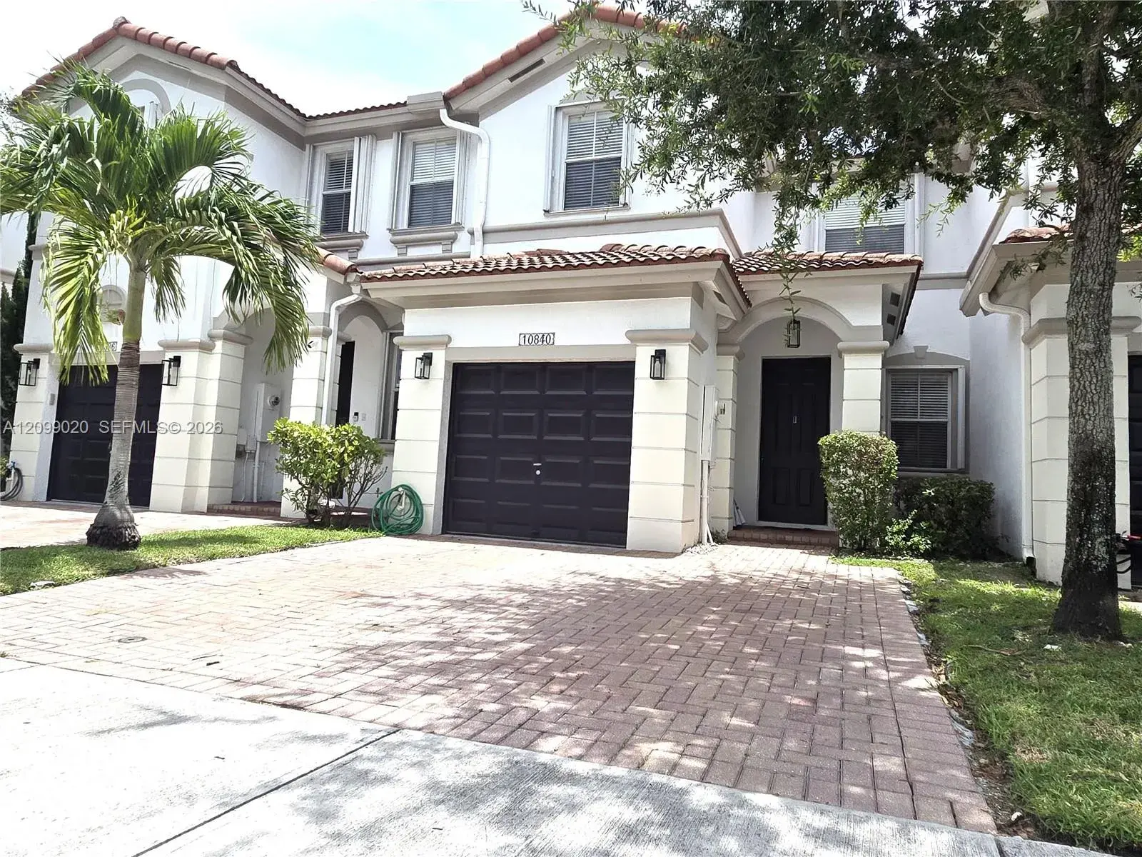 3 bedroom 2 bath Residential for sale at 10840 NW 79th St, Doral FL 33178