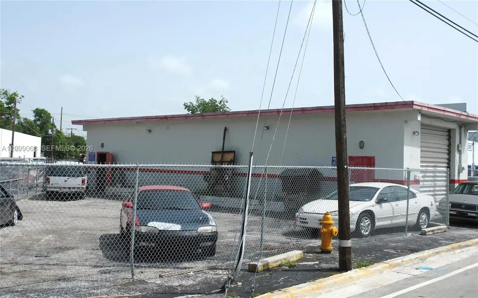 Commercial Sale for sale at 5885 Commerce Ln, South Miami FL 33143