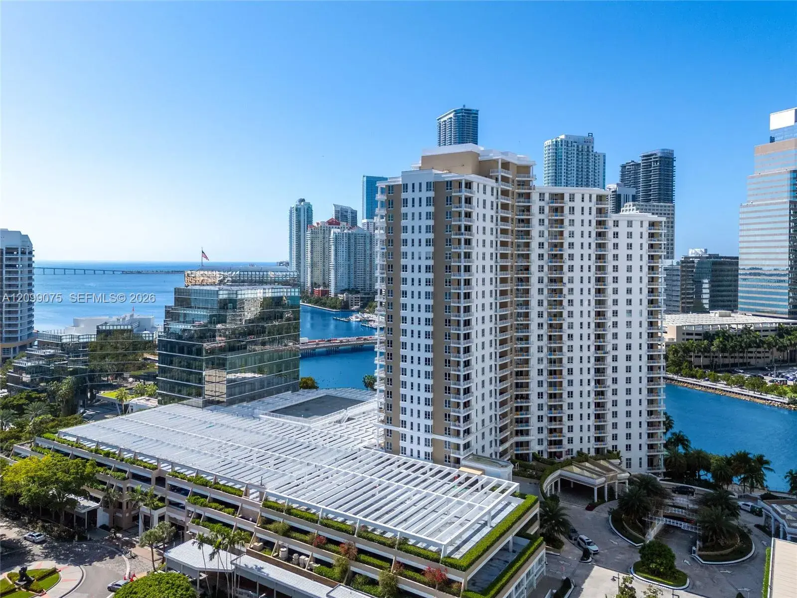 2 bedroom 2 bath Residential for sale at 701 Brickell Key Blvd # 1004, Miami FL 33131