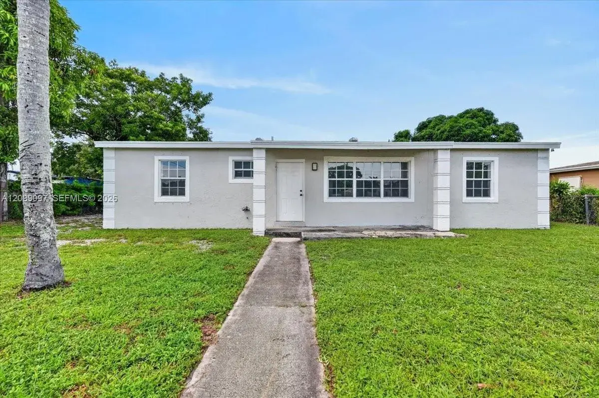 2885 NW 155th Ter, Miami Gardens FL 33054