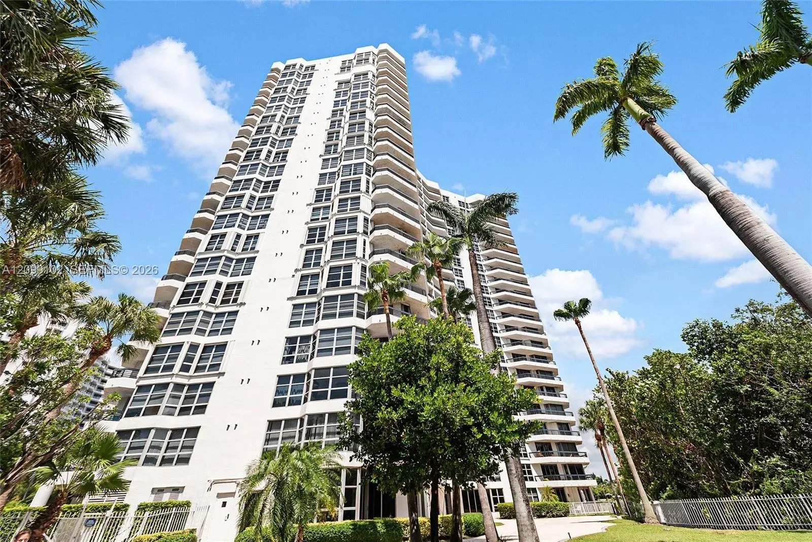 3400 NE 192nd St # 1707, Aventura FL 33180