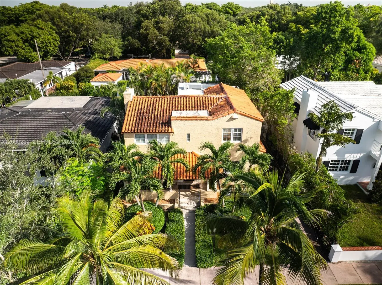 4 bedroom 3 bath Residential for sale at 1461 Certosa Ave, Coral Gables FL 33146