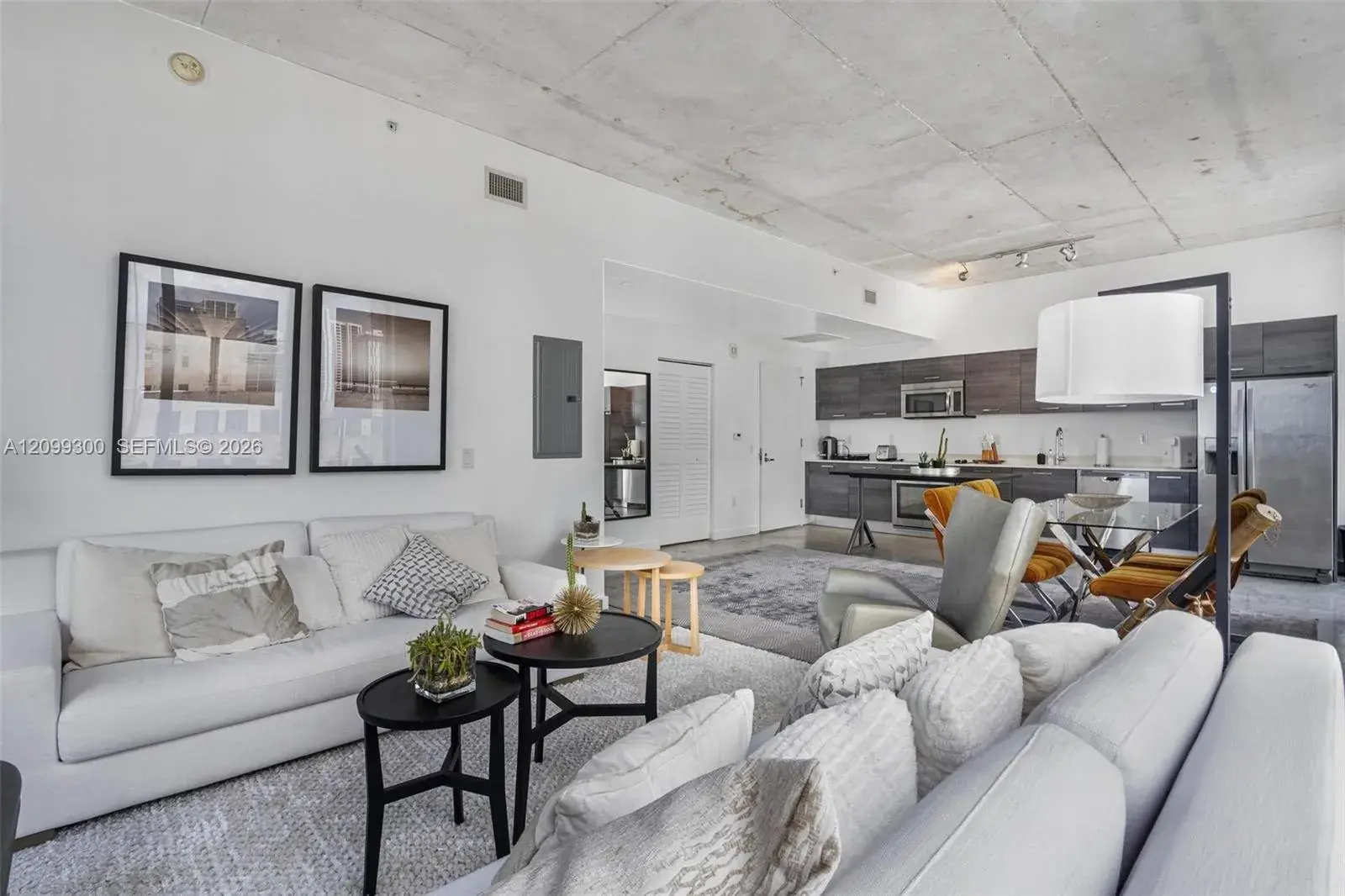 151 SE 1st St # 2102, Miami FL 33131