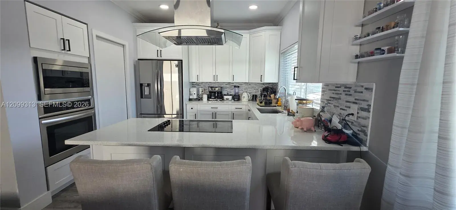 2 bedroom 1 bath Residential Lease for rent at 6428 Flagler St # 1, Hollywood FL 33023