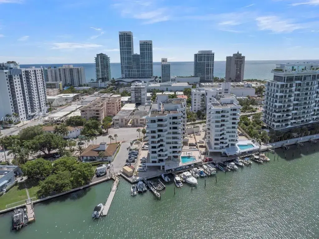 1 bedroom 1 bath Residential for sale at 6830 Indian Creek Dr # 6D, Miami Beach FL 33141