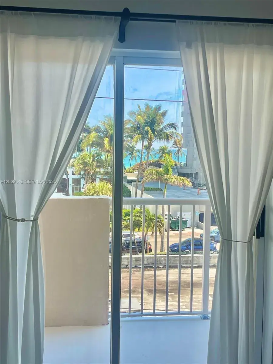 1 bedroom 1 bath Residential for sale at 6801 Harding Ave # 412, Miami Beach FL 33141