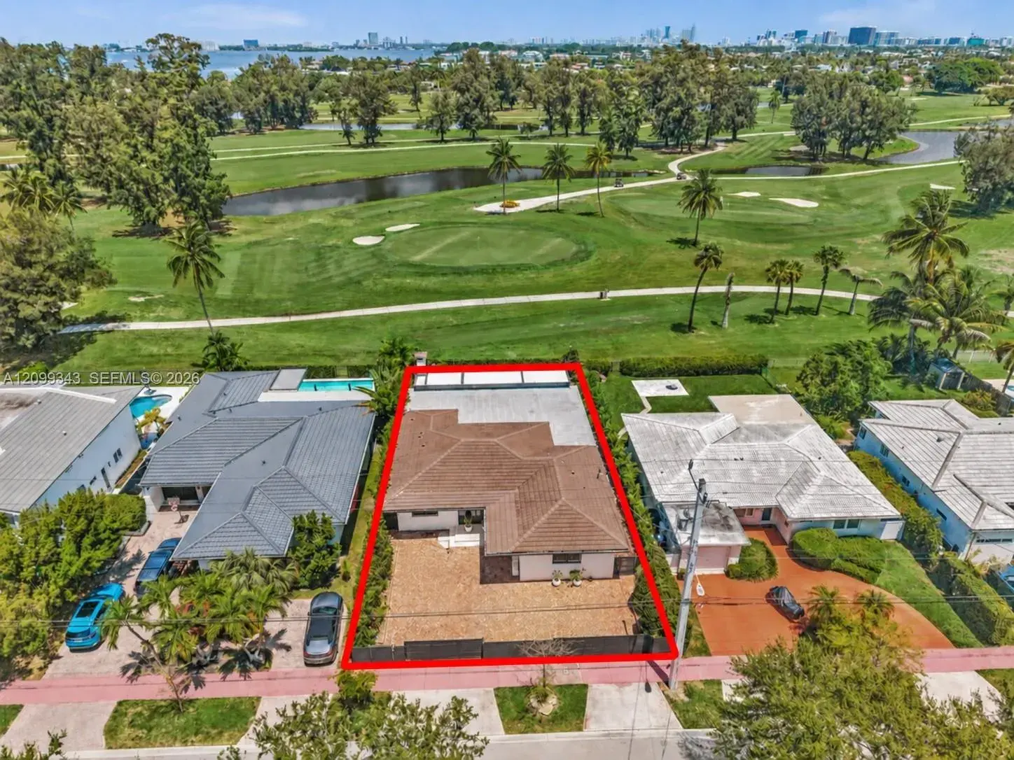 3 bedroom 2 bath Residential for sale at 797 S Shore Dr, Miami Beach FL 33141