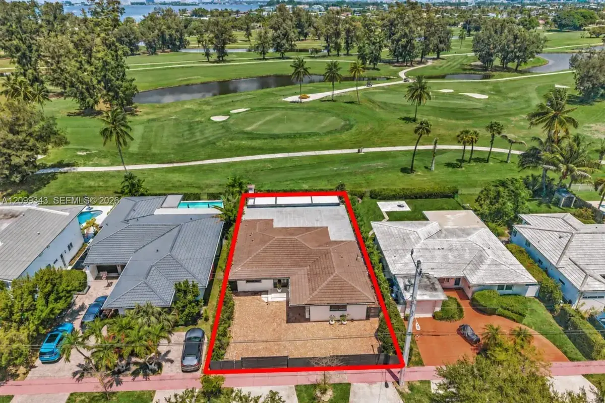 797 S Shore Dr, Miami Beach FL 33141