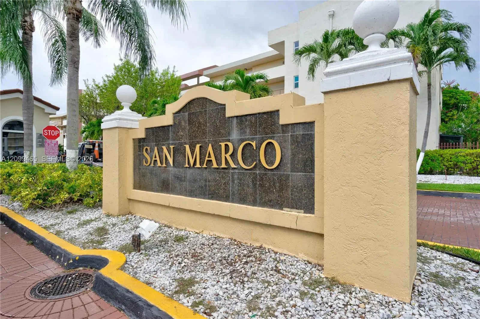 2 bedroom 1 bath Residential for sale at 8870 Fontainebleau Blvd # 503, Miami FL 33172