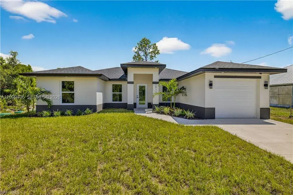 569 S ASPEN AVE, Lehigh Acres FL 33974