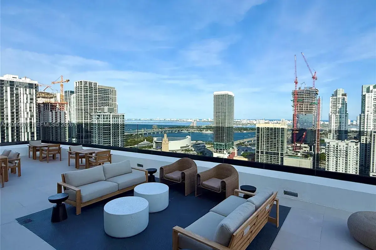 225 N Miami Ave # 1604, Miami FL 33128