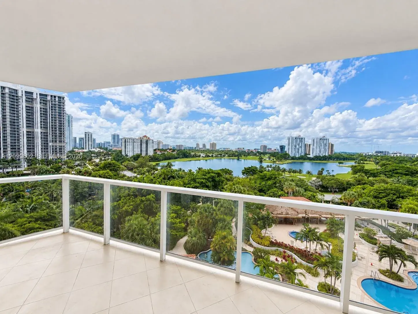 2 bedroom 2 bath Residential Lease for rent at 20281 E Country Club Dr # 809, Aventura FL 33180
