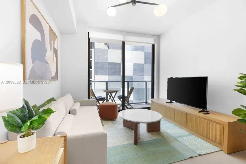 1 bedroom 1 bath Residential for sale at 11 NE 6th St # 510, Miami FL 33132