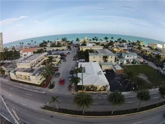 1 bath Residential Lease for rent at 330 Coolidge St # 2, Hollywood FL 33019