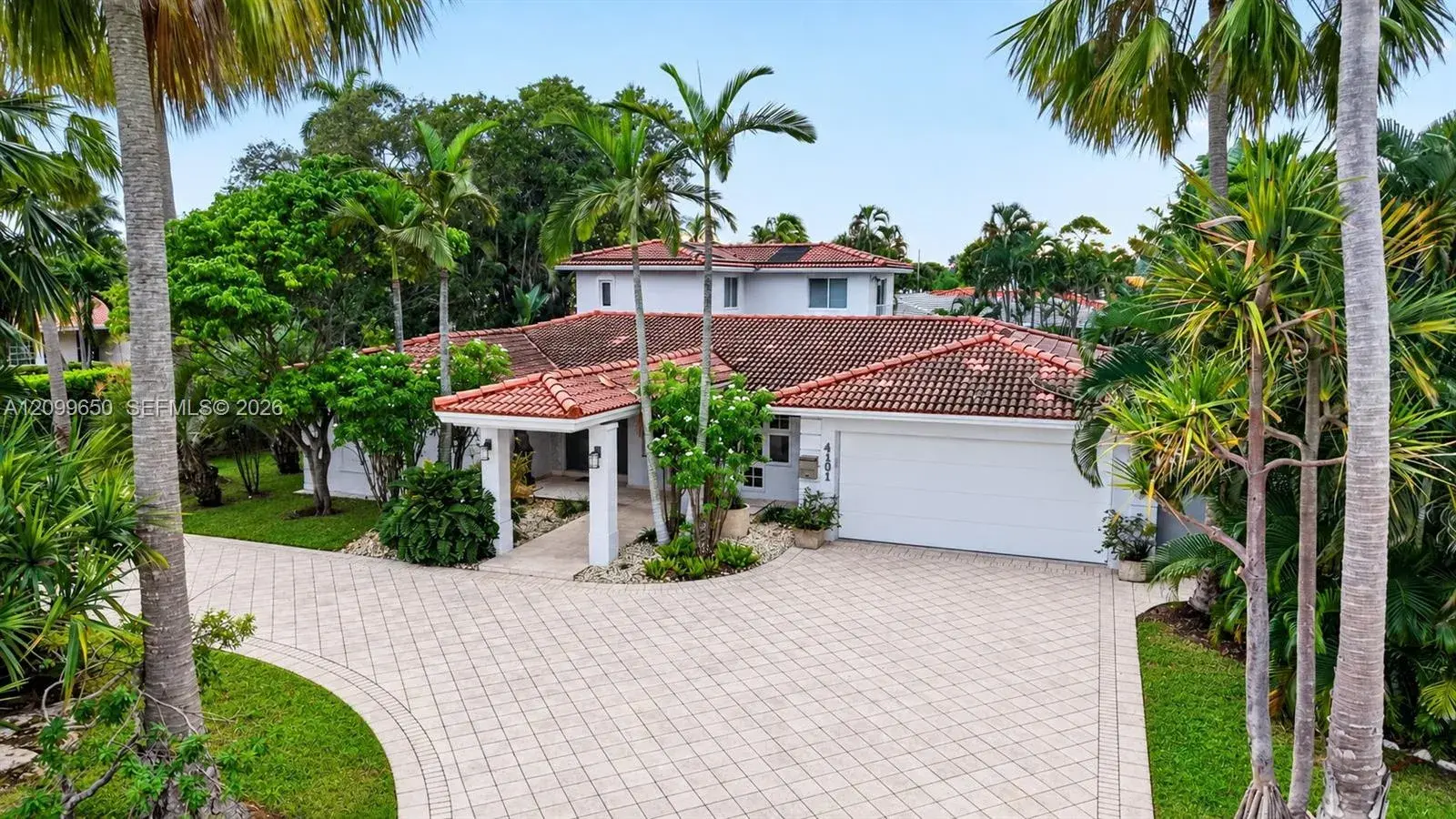 5 bedroom 3 bath Residential Lease for rent at 4101 Bayview Dr, Fort Lauderdale FL 33308