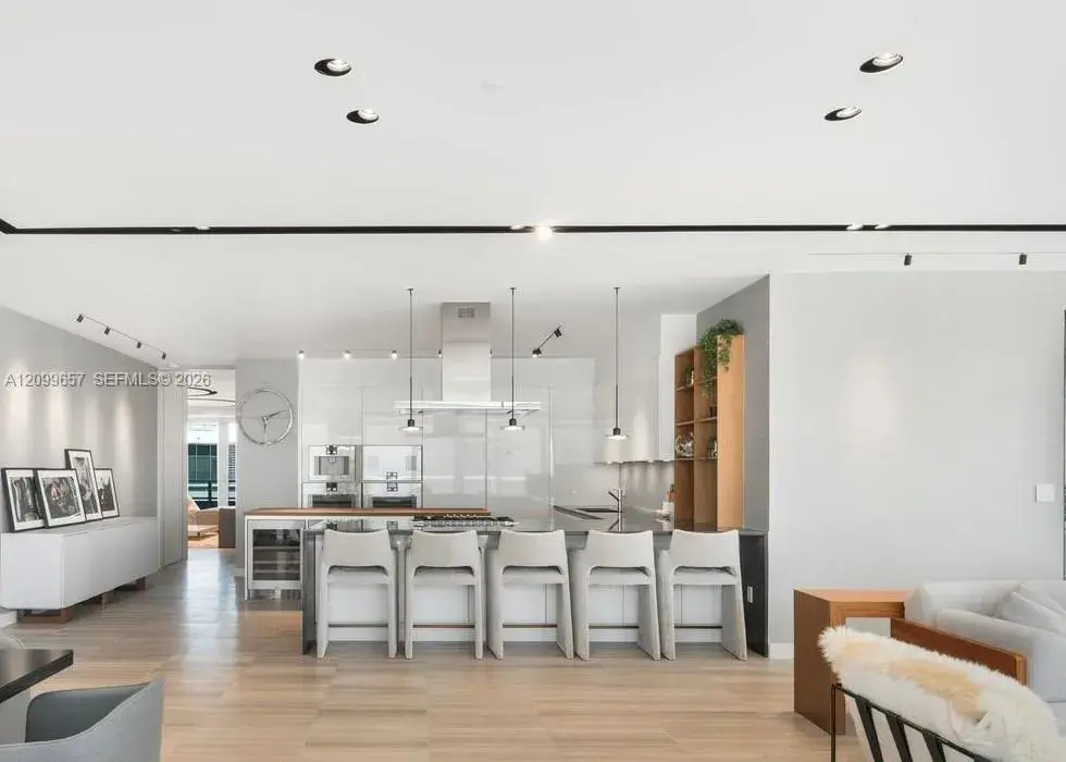 4701 N Meridian Ave # 512, Miami Beach FL 33140