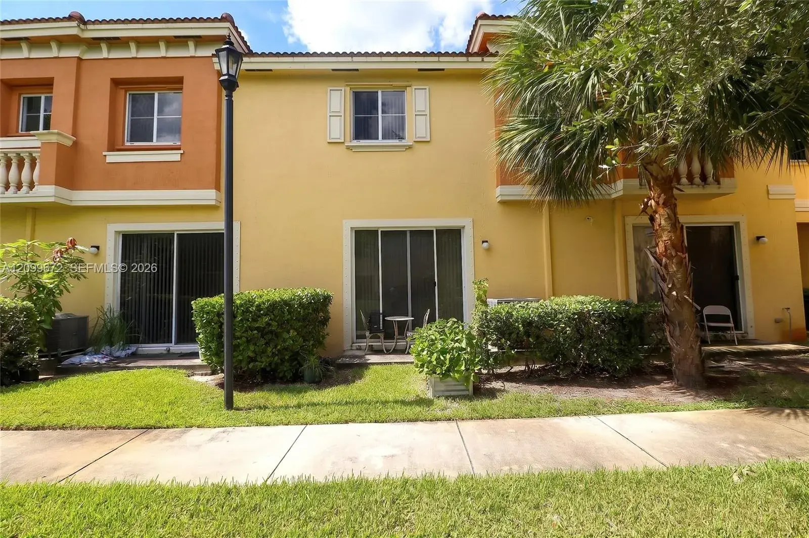 8932 SW 18th St, Miramar FL 33025