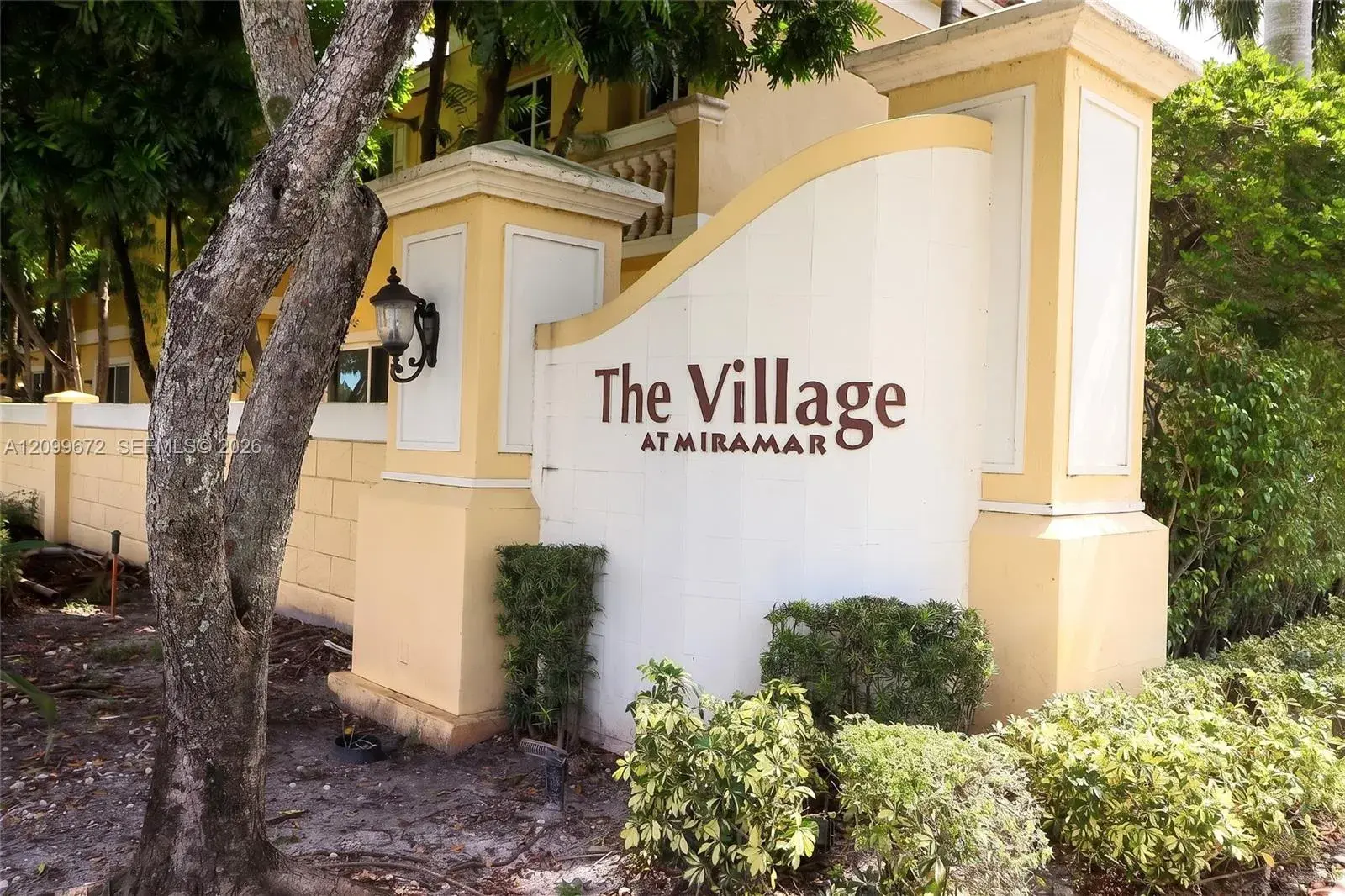 8932 SW 18th St, Miramar FL 33025
