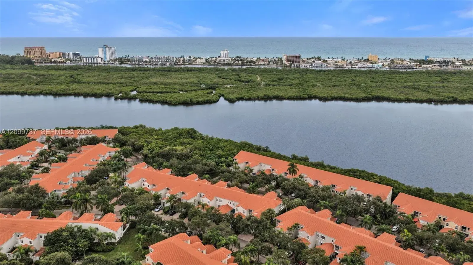 3 bedroom 3 bath Residential for sale at 1620 Weeping Willow Way, Hollywood FL 33019