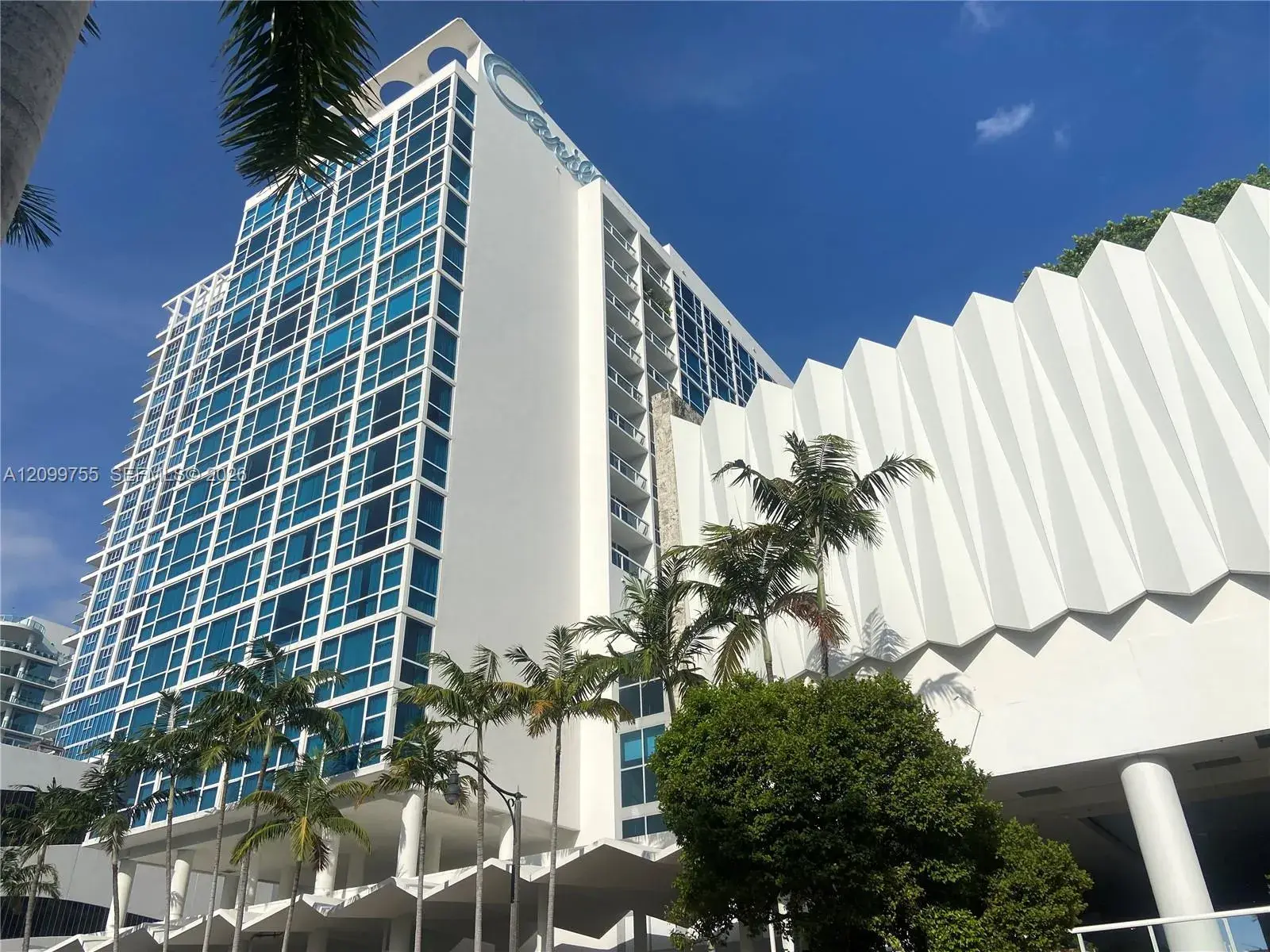 1 bedroom 1 bath Residential for sale at 6801 Collins Ave # 401, Miami Beach FL 33141