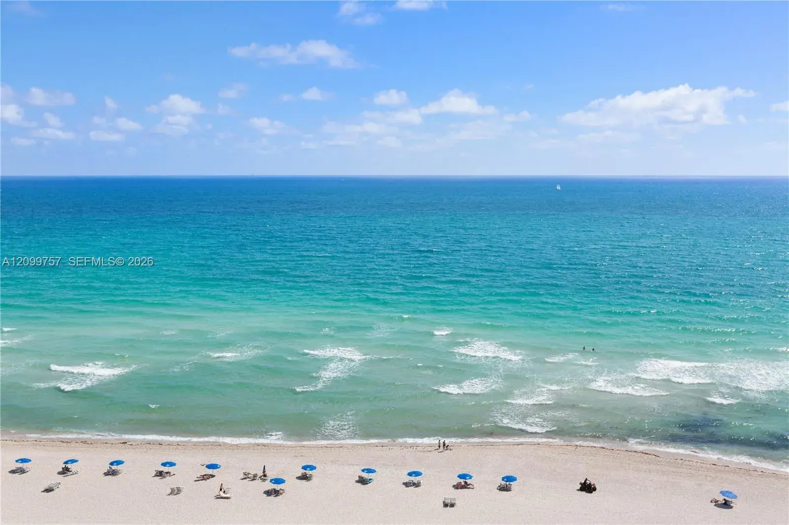 1 bedroom 2 bath Residential for sale at 5555 Collins Ave # 17J, Miami Beach FL 33140
