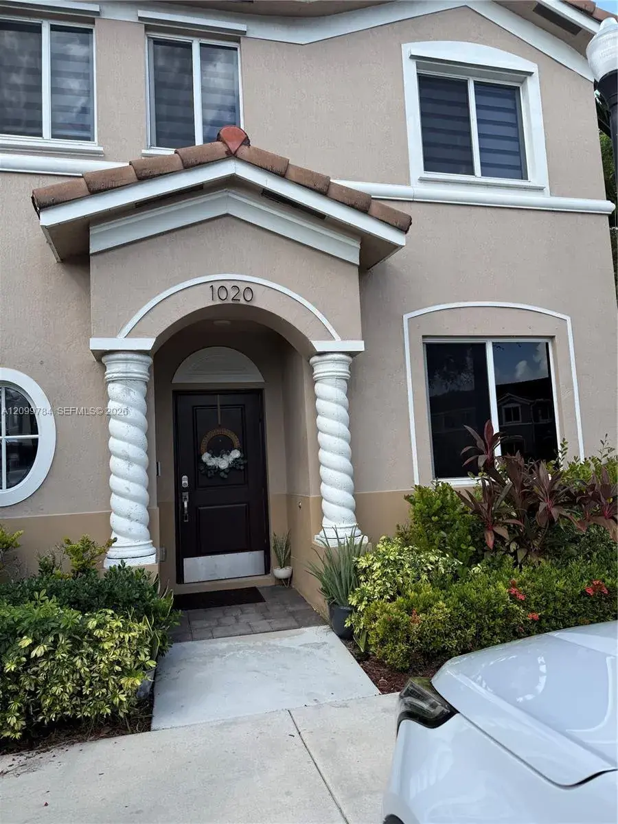 4 bedroom 3 bath Residential for sale at 1020 SE 23rd Ter, Homestead FL 33035