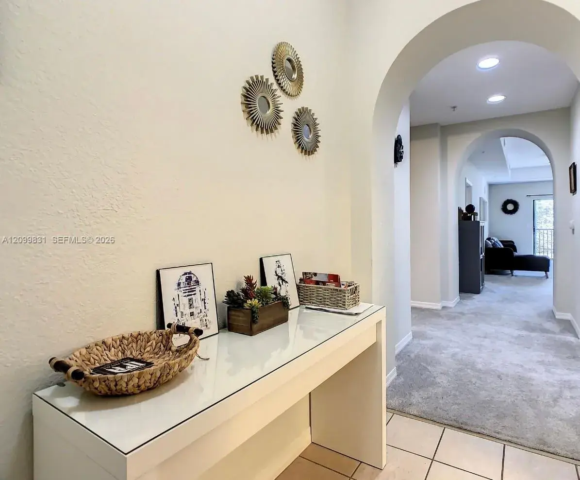 9055 TREASURE TROVE LN # 204, Kissimmee FL 34477