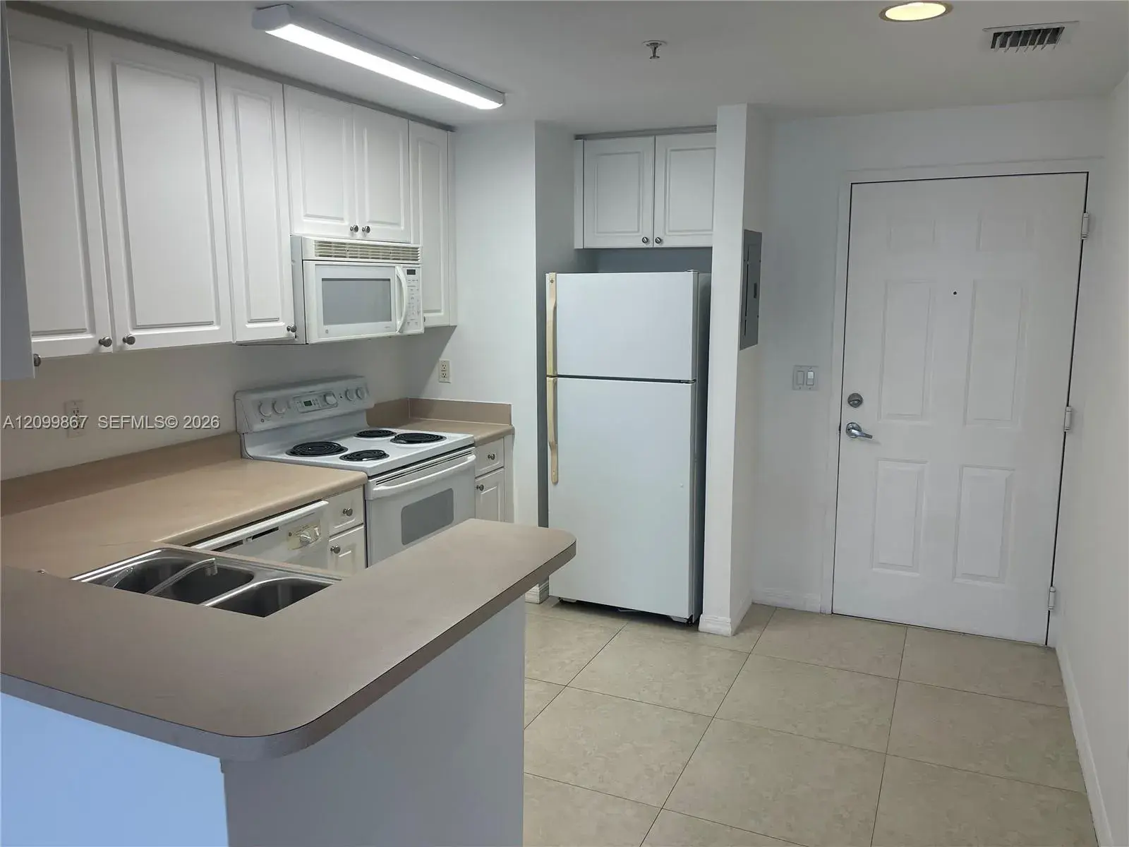 255 Evernia St # 616, West Palm Beach FL 33401