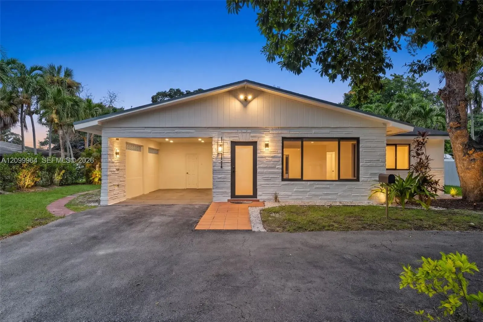 2 bedroom 1 bath Residential for sale at 1771 SW 30th St, Fort Lauderdale FL 33315