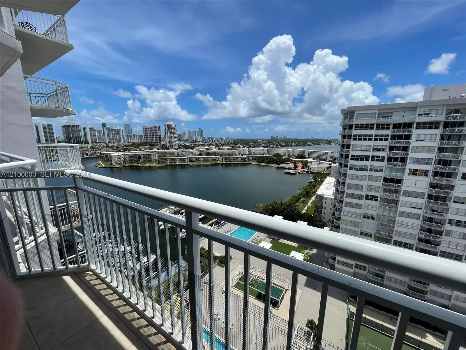 2 bedroom 2 bath Residential Lease for rent at 18061 Biscayne Blvd # 1804, Aventura FL 33160