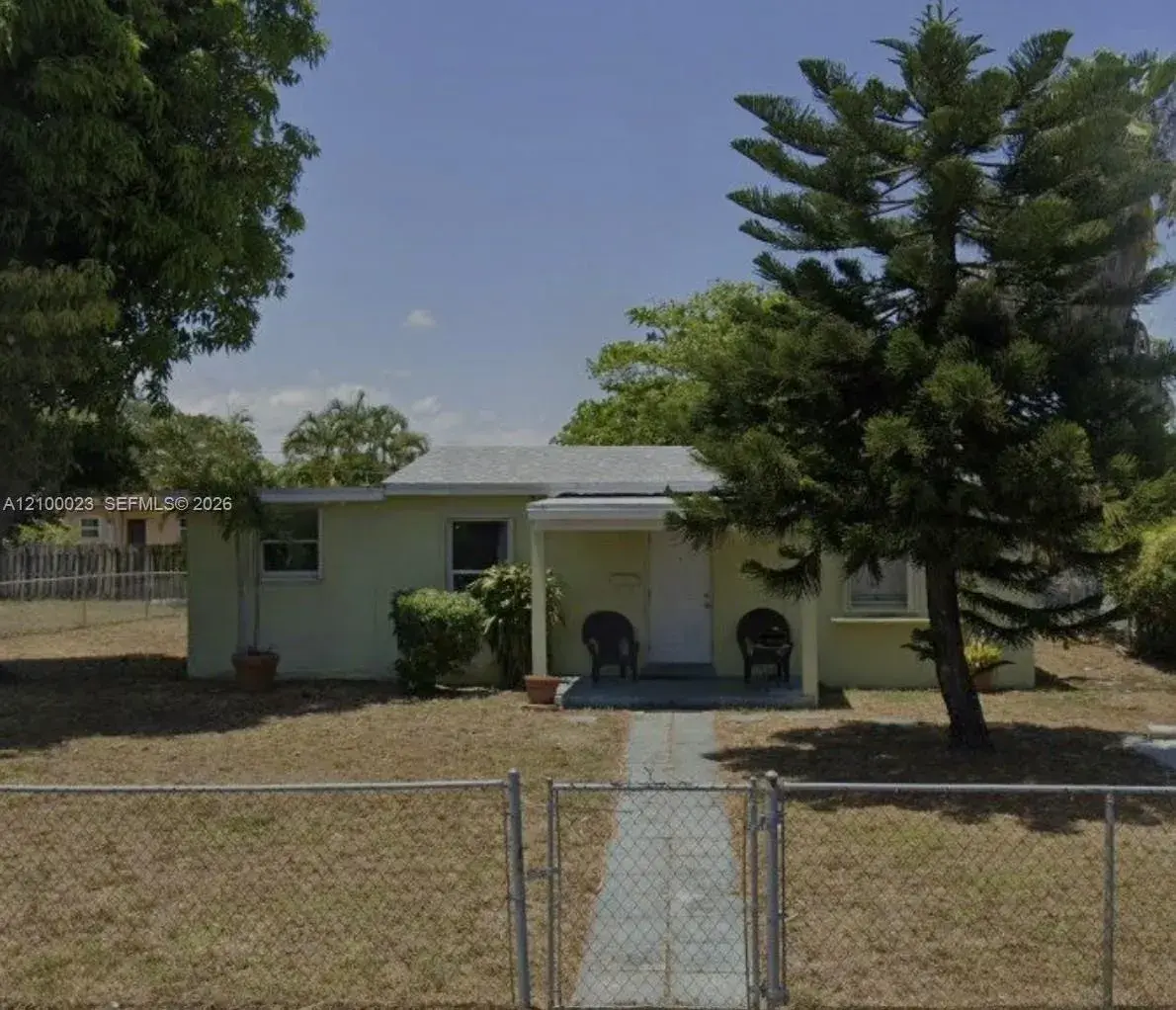2 bedroom 1 bath Residential Lease for rent at 1621 NW 14th St, Fort Lauderdale FL 33311