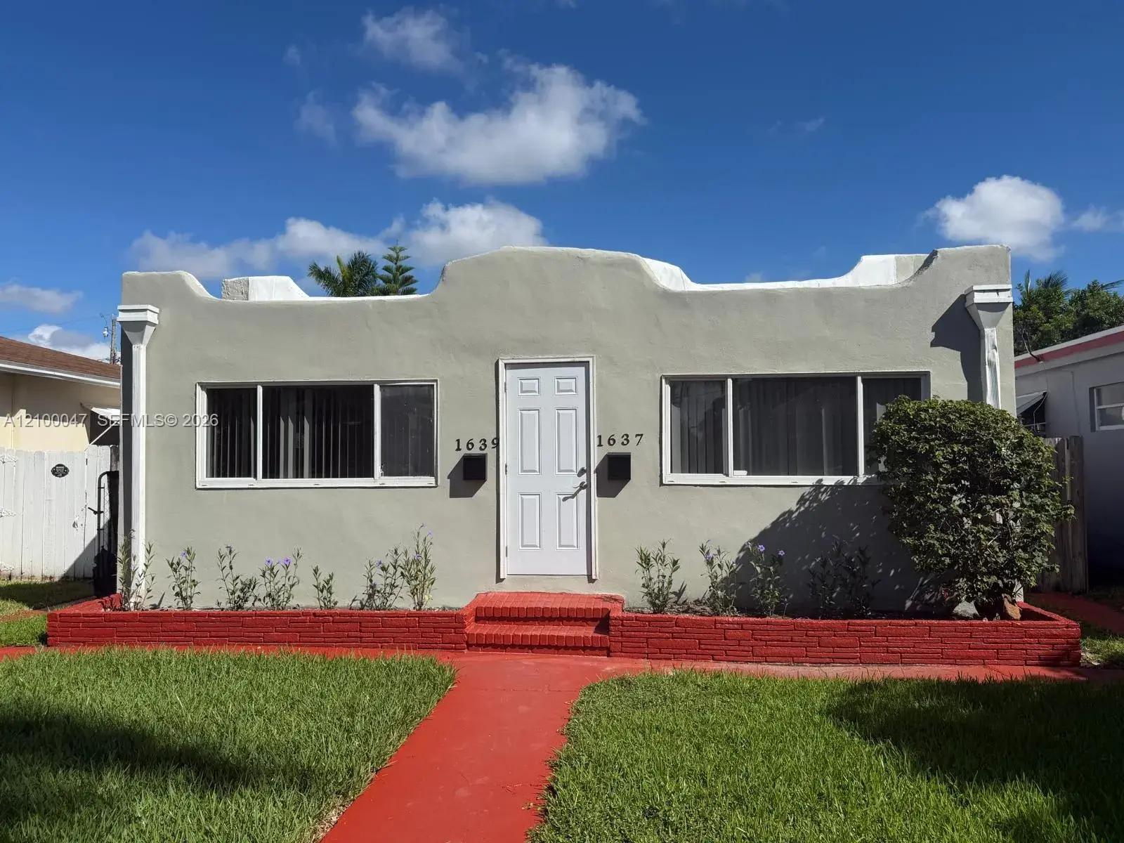 2 bedroom 1 bath Residential Lease for rent at 1639 Mayo St # 1639, Hollywood FL 33020