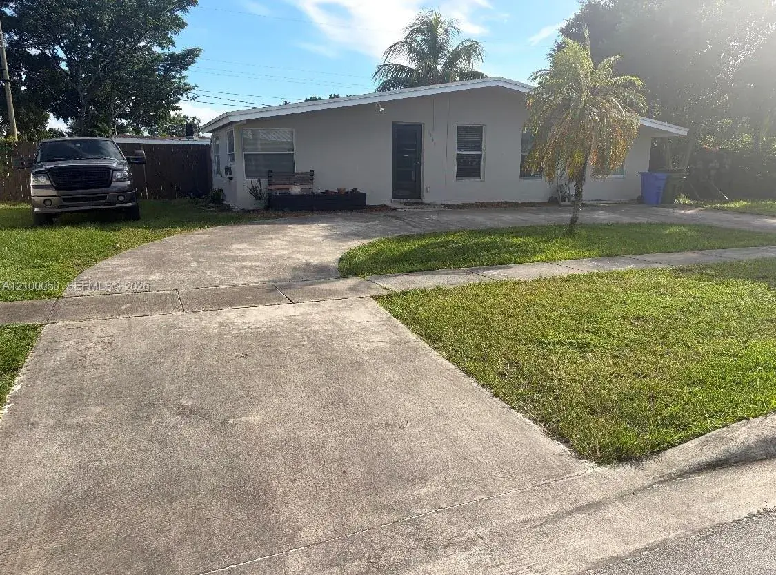 3 bedroom 2 bath Residential for sale at 6144 NW 20th Ct, Margate FL 33063