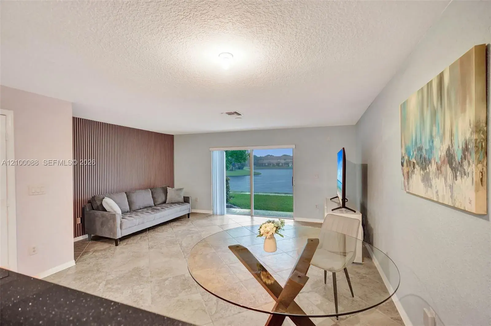 2 bedroom 2 bath Residential for sale at 5929 Royal Way # 5929, Tamarac FL 33321