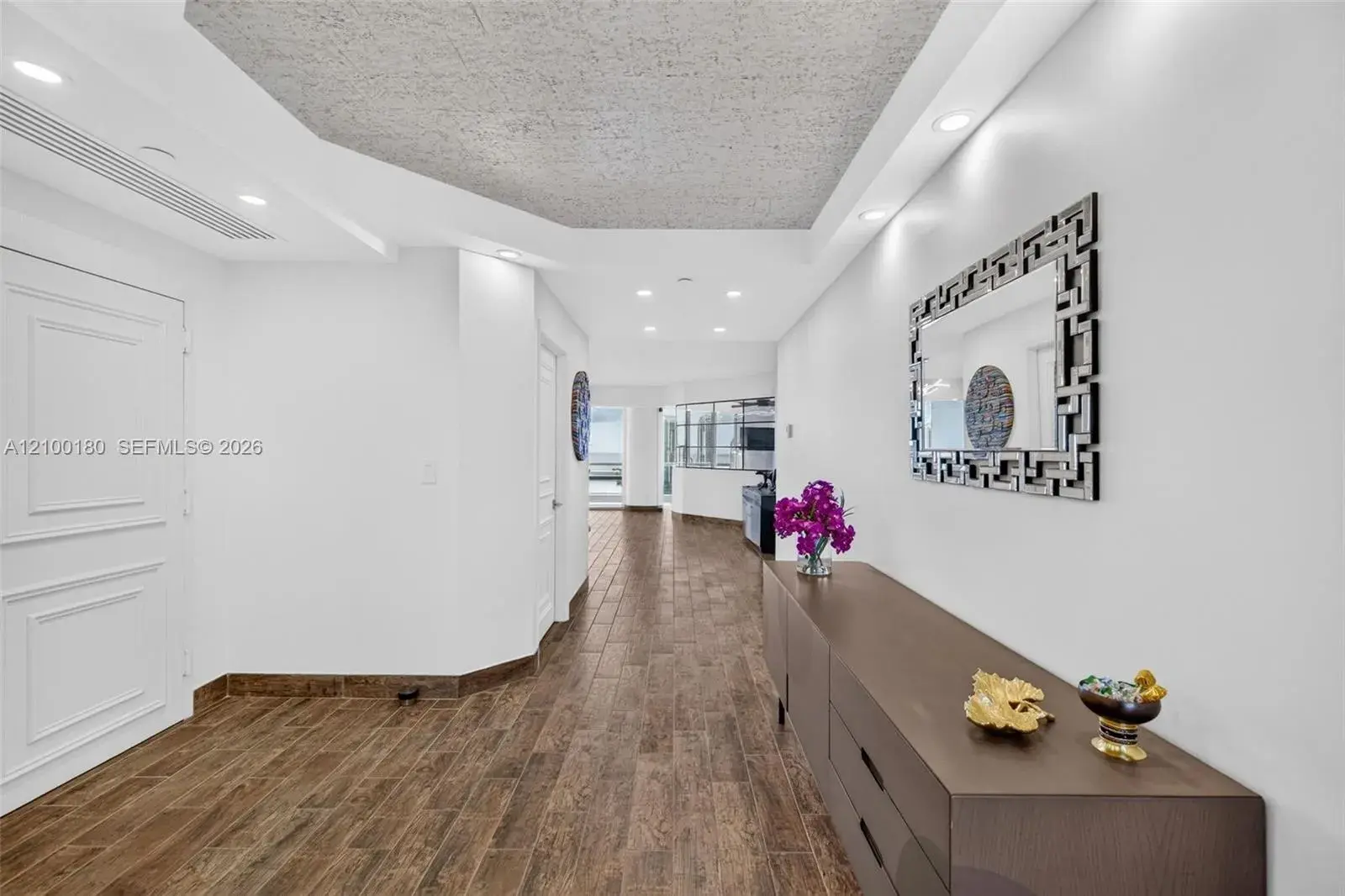 7000 Island Blvd # 2410, Aventura FL 33160