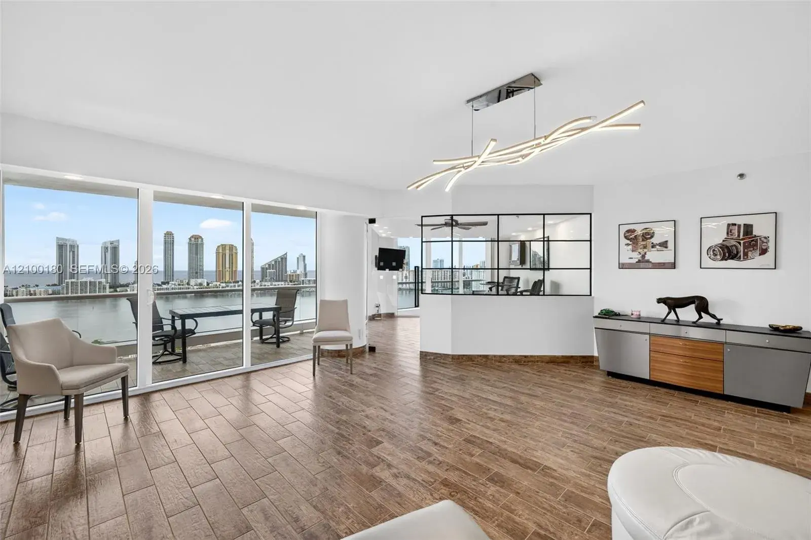 7000 Island Blvd # 2410, Aventura FL 33160
