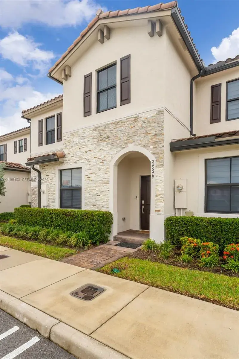 24649 SW 117th Path, Homestead FL 33032
