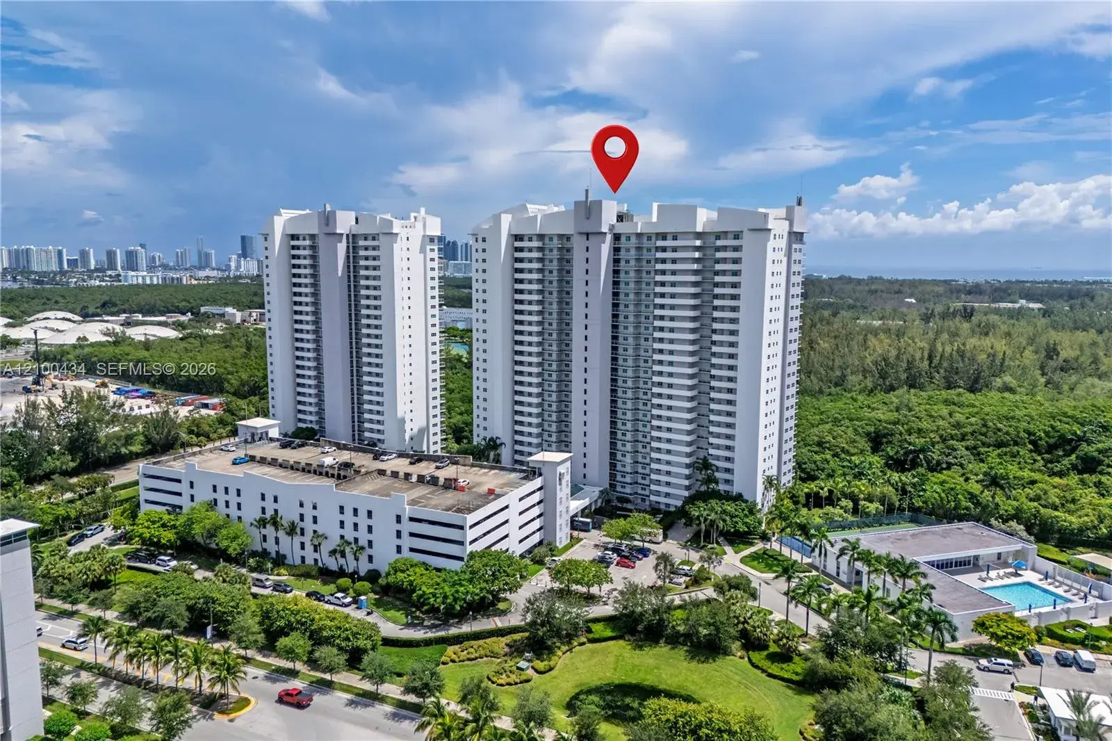 3 bedroom 3 bath Residential for sale at 14951 Royal Oaks Ln # 709, North Miami FL 33181