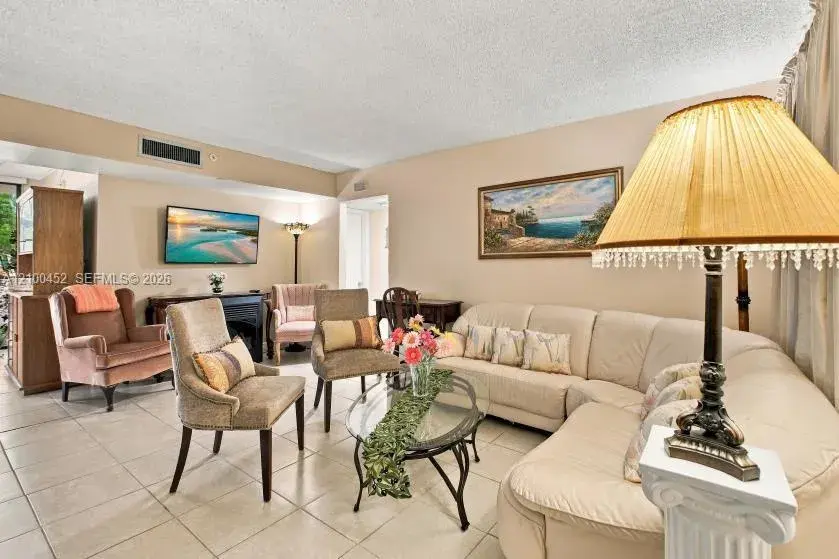8760 SW 133rd Ave Rd # 114, Miami FL 33183