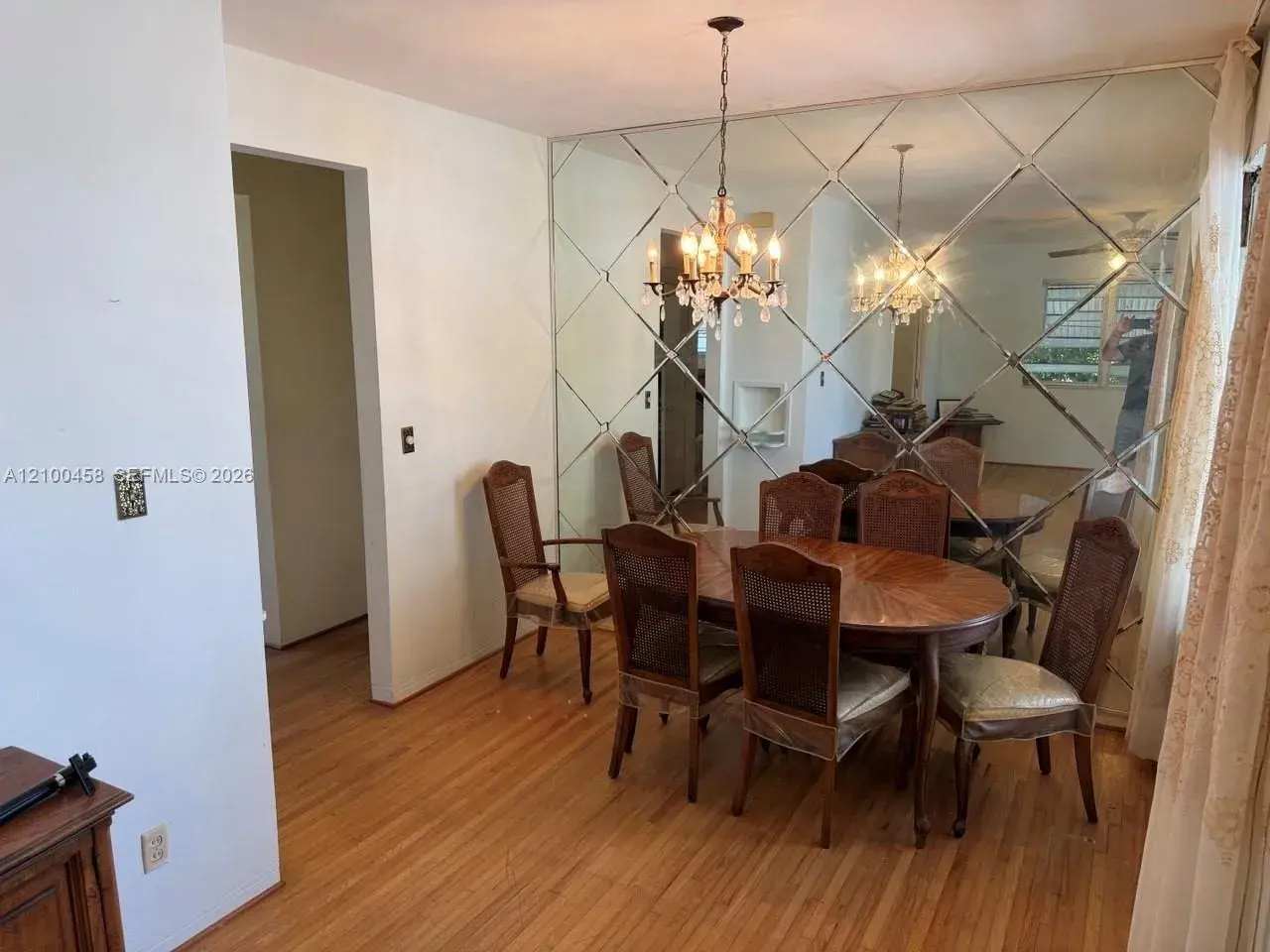 1 bedroom 1 bath Residential for sale at 7915 Byron Ave # 4, Miami Beach FL 33141