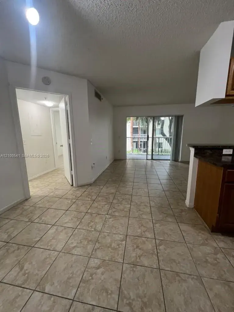 450 S Park Rd # 205, Hollywood FL 33021