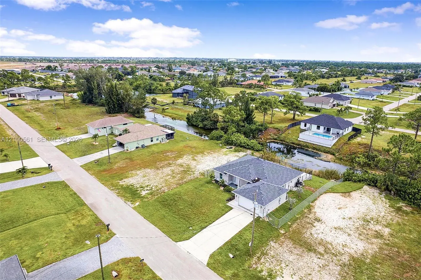 1828 NW 30, Cape Coral FL 33993
