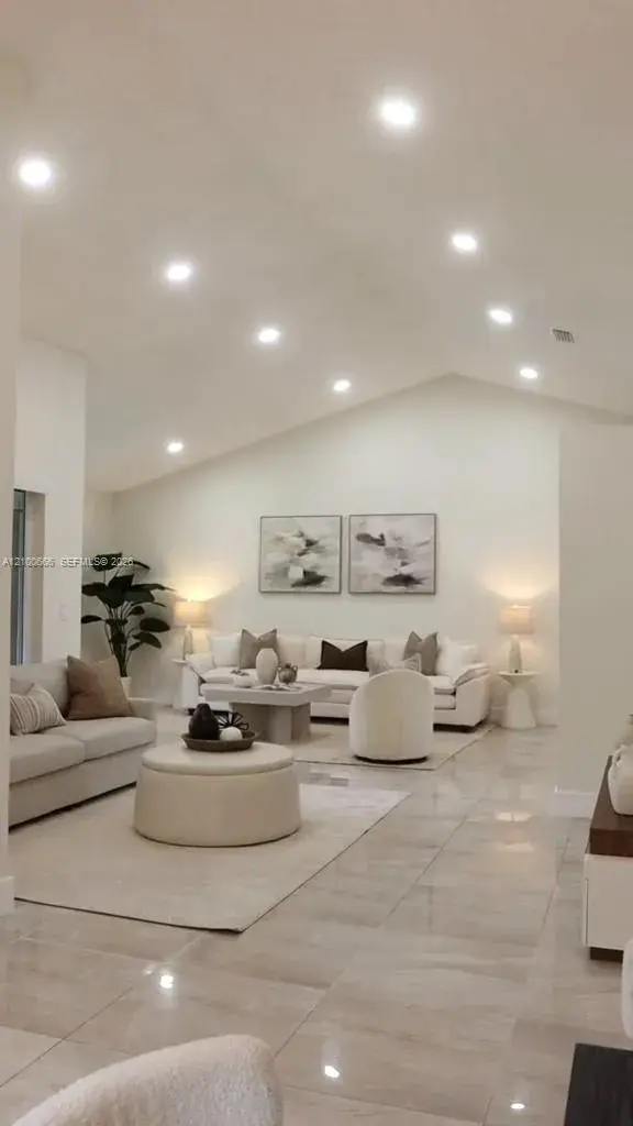 3 bedroom 2 bath Residential for sale at 8201 NW 52nd St, Lauderhill FL 33351