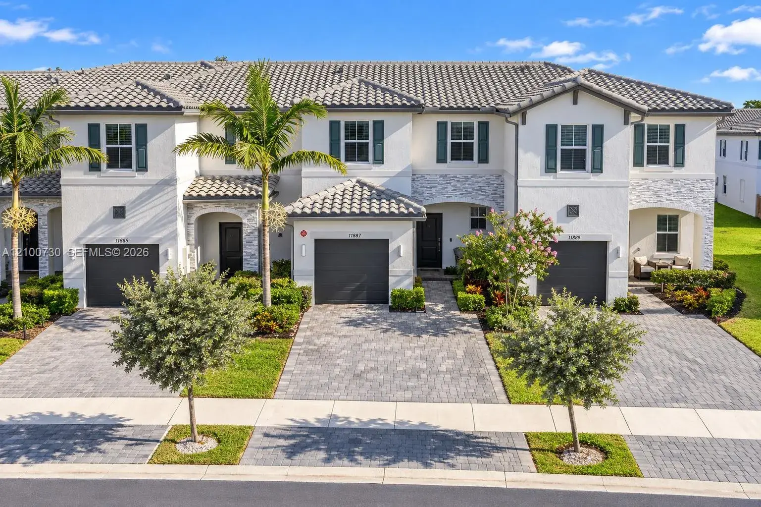 3 bedroom 2 bath Residential for sale at 11887 NW 47th Mnr, Coral Springs FL 33076