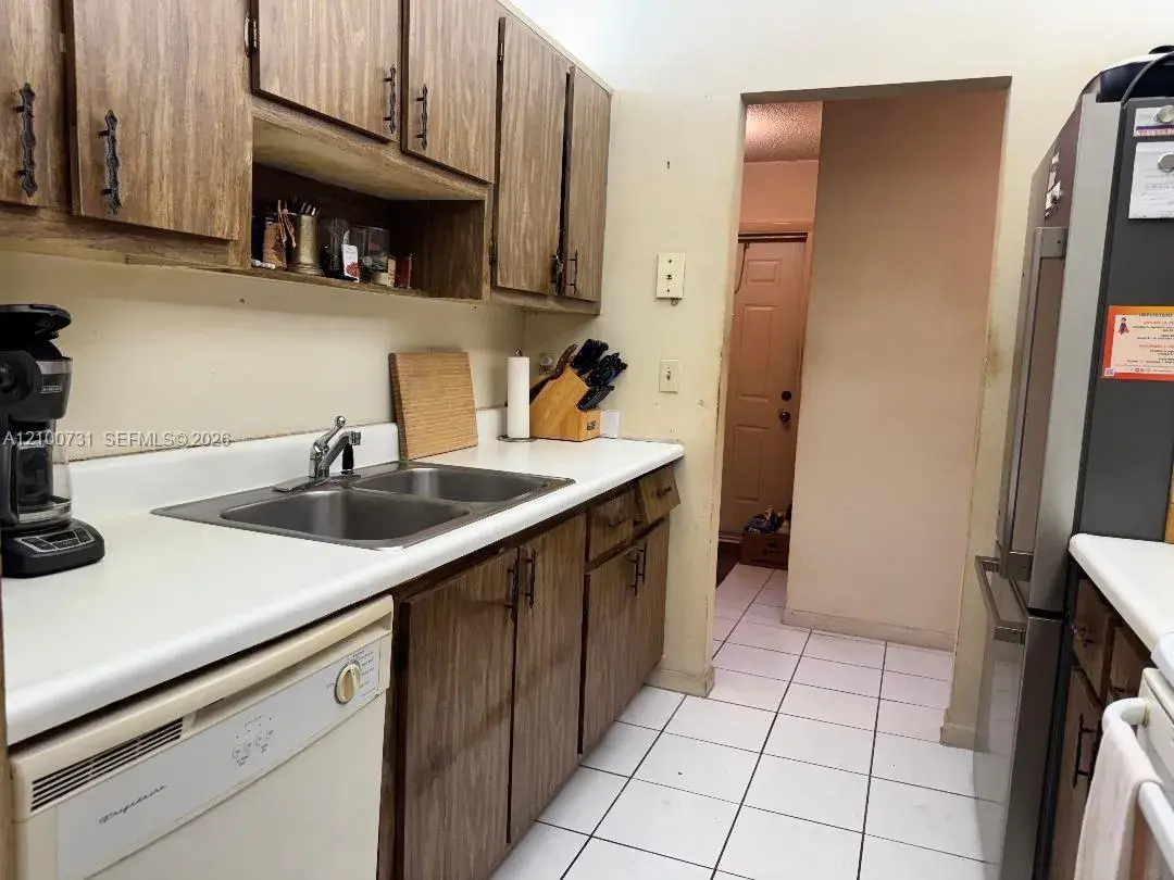 10742 La Placida Dr # B1, Coral Springs FL 33065