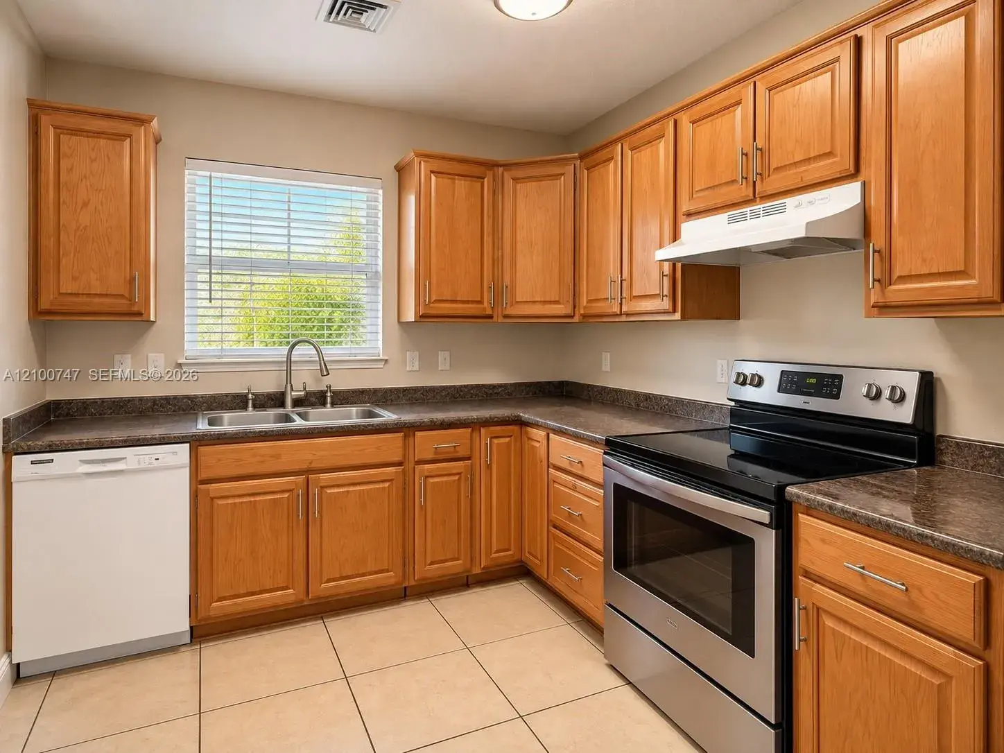 2 bedroom 2 bath Residential for sale at 2832 Fillmore St # 21, Hollywood FL 33020