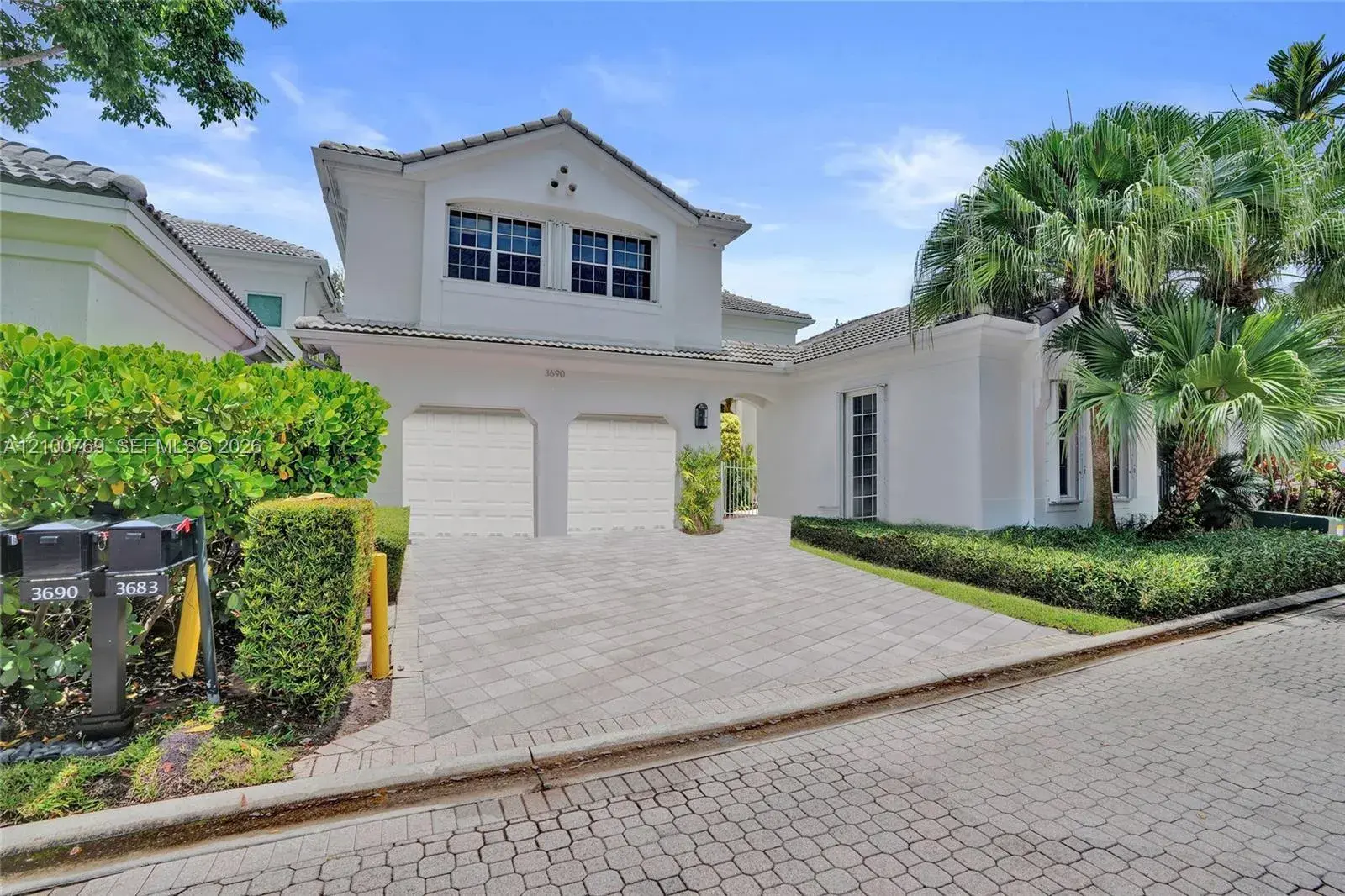 5 bedroom 6 bath Residential Lease for rent at 3690 NE 199th St, Aventura FL 33180