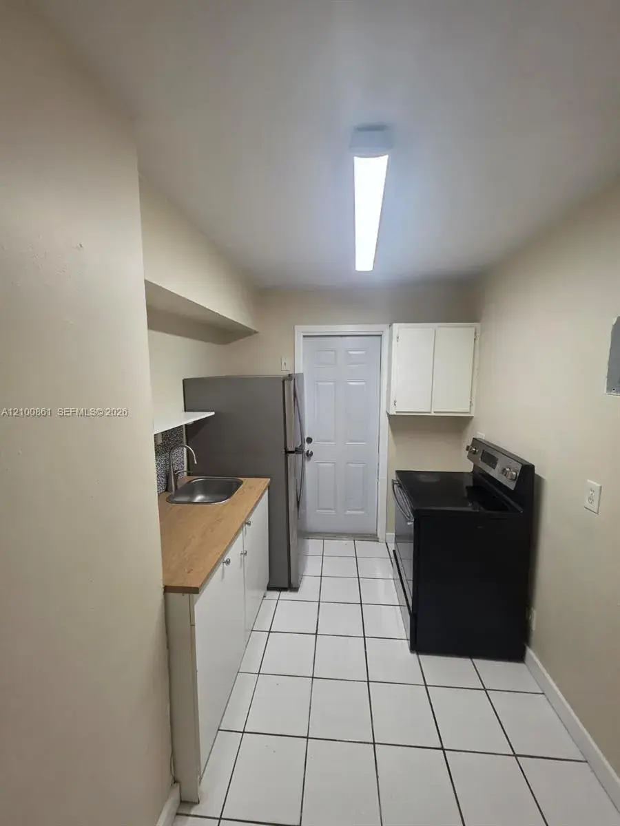 1105 SW 15th Ter # 4, Fort Lauderdale FL 33312
